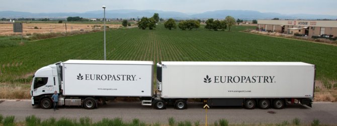 Europastry innova en su logística de transporte con dos mega-camiones de 60 toneladas